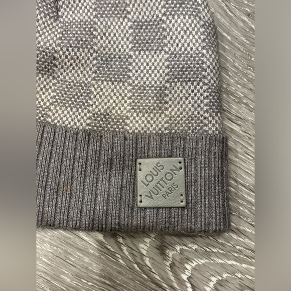 Louis Vuitton Damier Petit Beanie - Picture 4 of 4